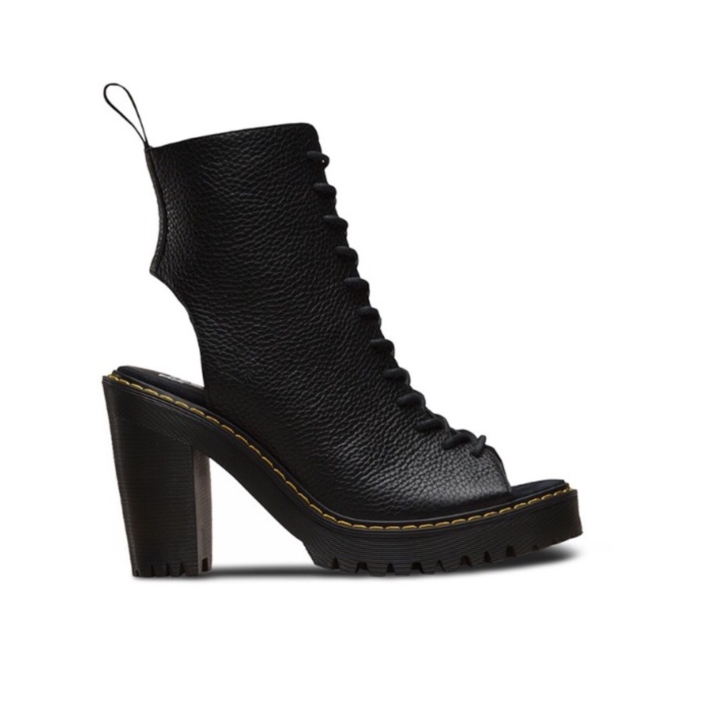 NWB // Doc martens Carmelita boots